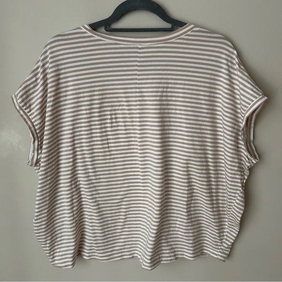 Miou Muse Stripe V-Neck Oversized T-Shirt Top Tan White Women’s Size Small - Picture 6 of 7